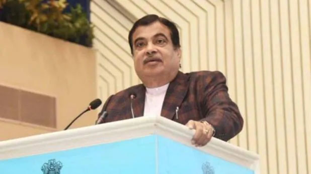 आपमें काम शुरु करने की ताकत होती तो आईएएस अफसर बनकर नौकरी नहीं करते-गडकरी