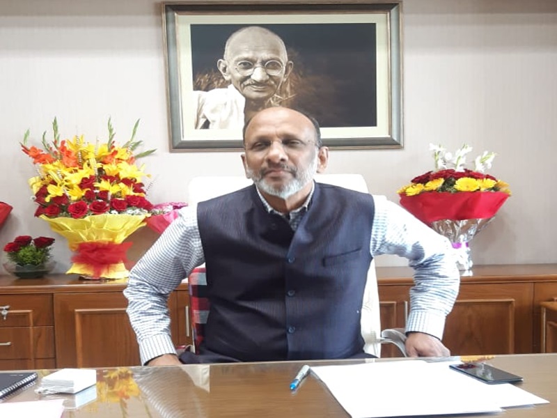 कमलनाथ की कुर्सी बचाने में जुटे गोपाल रेड्डी