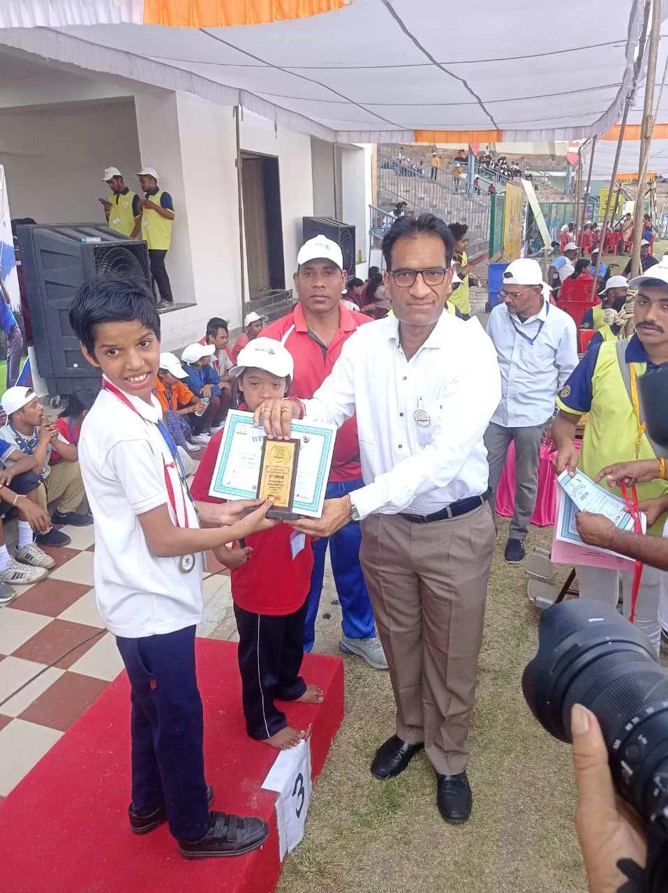 दिव्यांगों की मुस्कान से खुलते हैं समृद्धि के नए द्वार बोले देशमुख