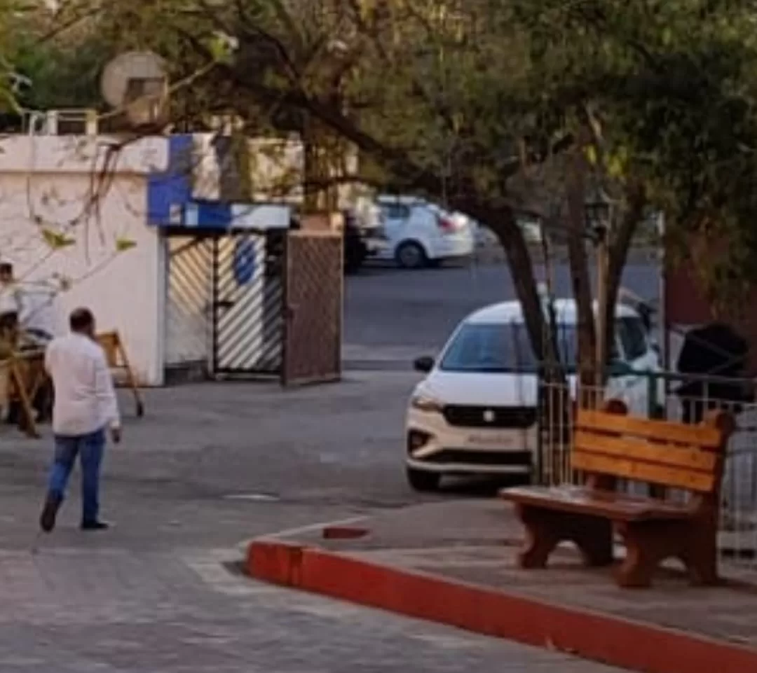 पास्को एक्ट के आरोपी प्रकाश चंद्र गुप्ता के खिलाफ पुलिस पहुंची अदालत