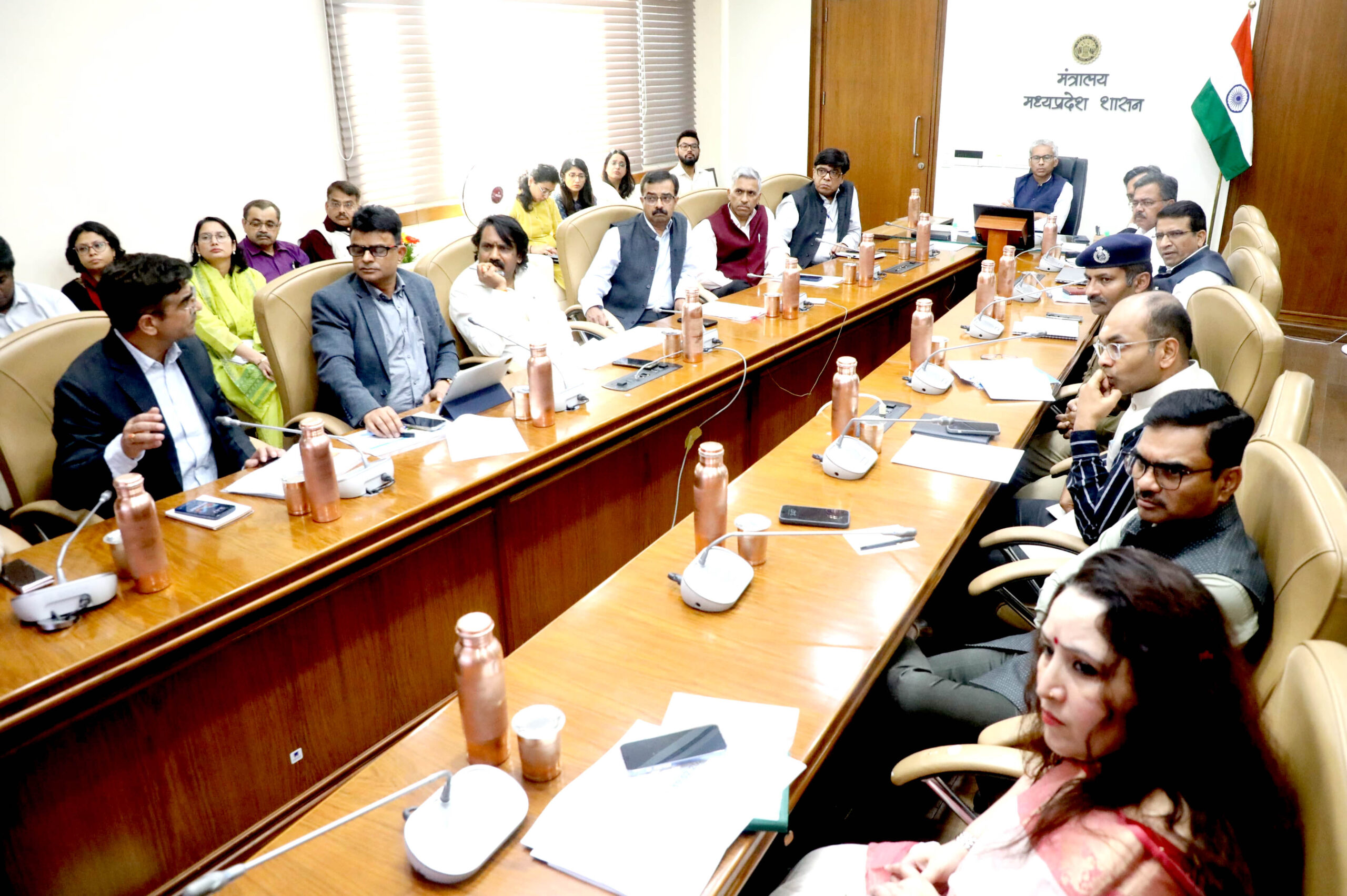 अफसरों ने थामी ग्लोबल इंवेस्टर समिट की कमान