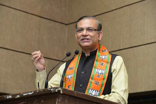 कमलनाथ की कलाकारी की इकानामी और कटौती का रुदन