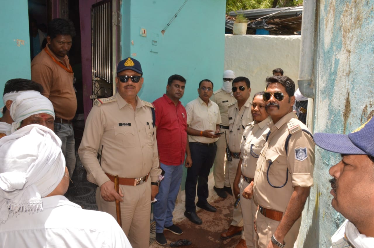 जबलपुर में शराब तस्कर का मकान  जमींदोज