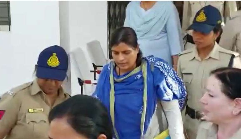 जेल के 15 करोड़ गबन करने वाली अधीक्षक ऊषा राज बयानों से बचने अस्पताल में भर्ती