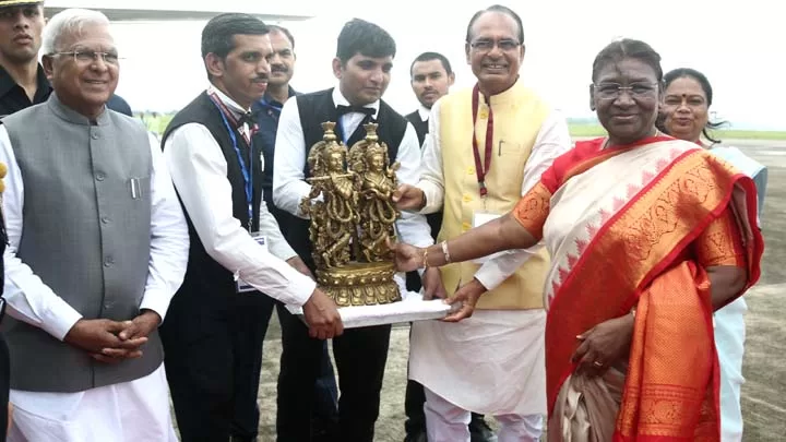 राष्ट्रपति ज्योति मुर्मू का अभिनंदन