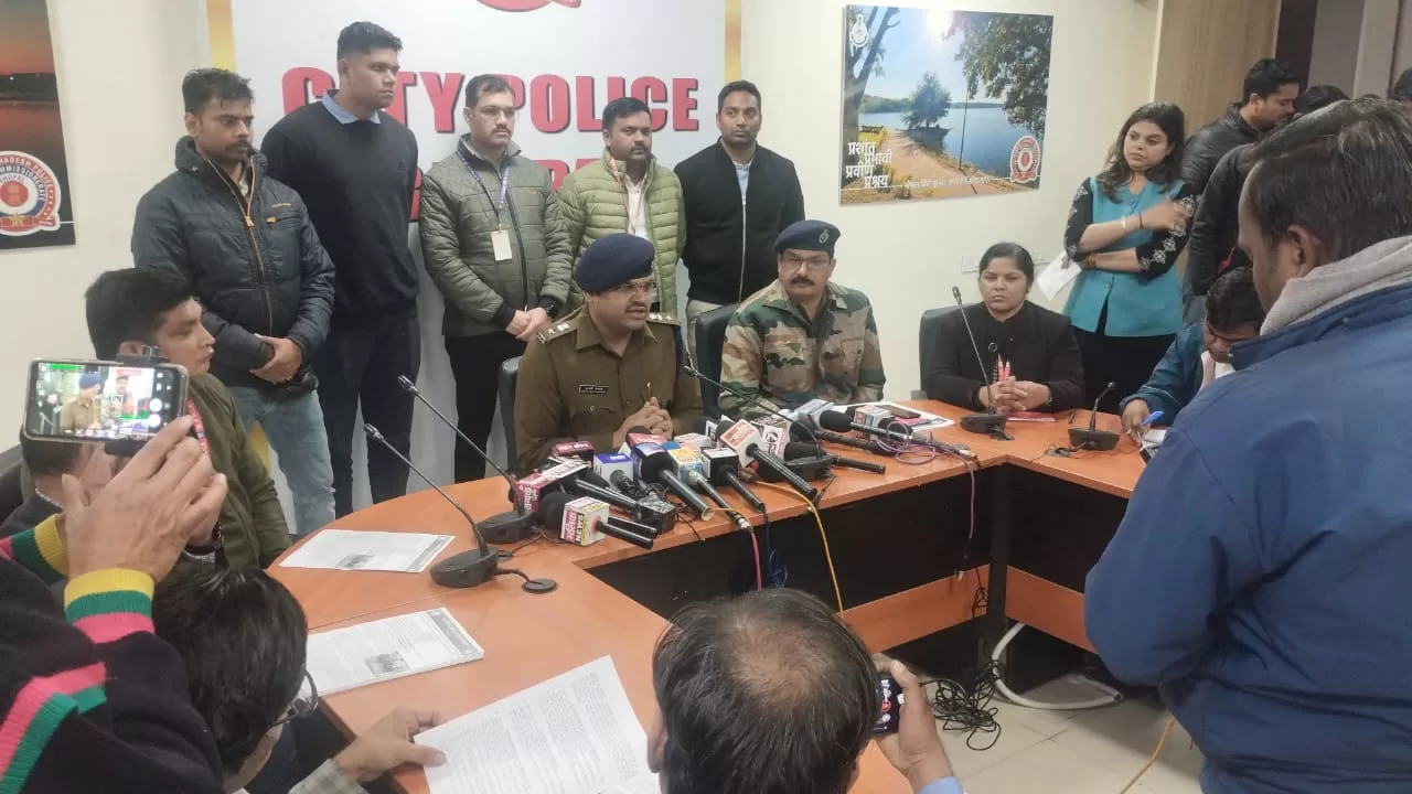 चीनी साईबर ठगों के गिरोह का भांडा फूटा