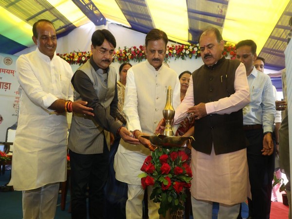 डाक्टरों को मनपसंद जिलों में नौकरी की छूटः राजेन्द्र शुक्ल