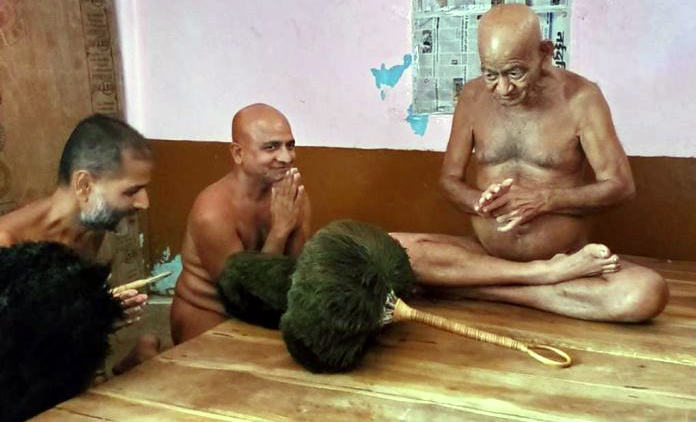 बड़े बाबा के छोटे भक्त