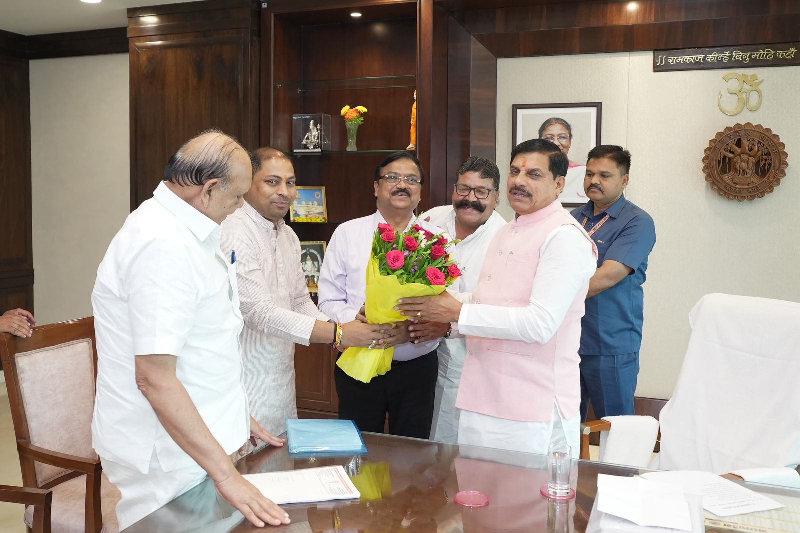 दवा माफिया पर सर्जिकल स्ट्राईक