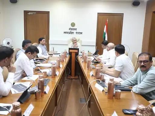 सीएस बोले विधानसभा तक पहुंचाएं सरकार के कामकाज