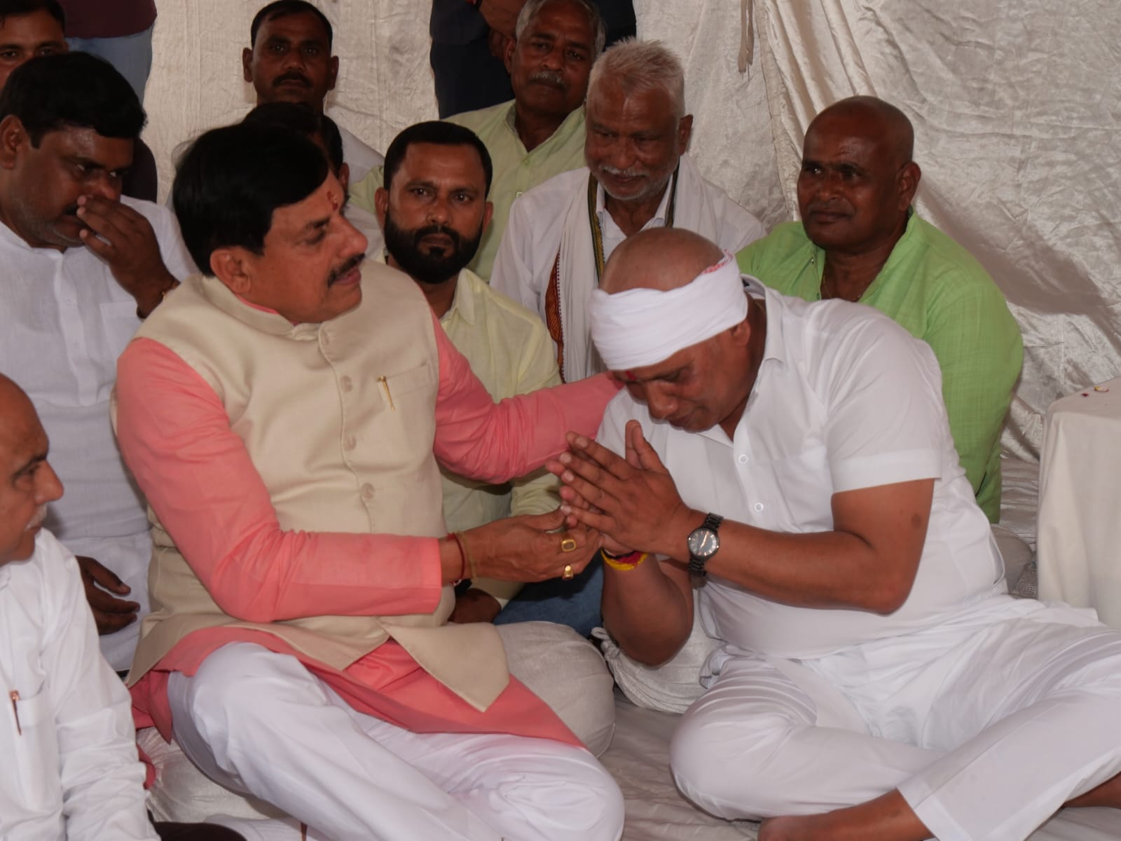 पुलिस को ठेंगा बताते प्रीतम लोधी का इलाज कौन करेगा